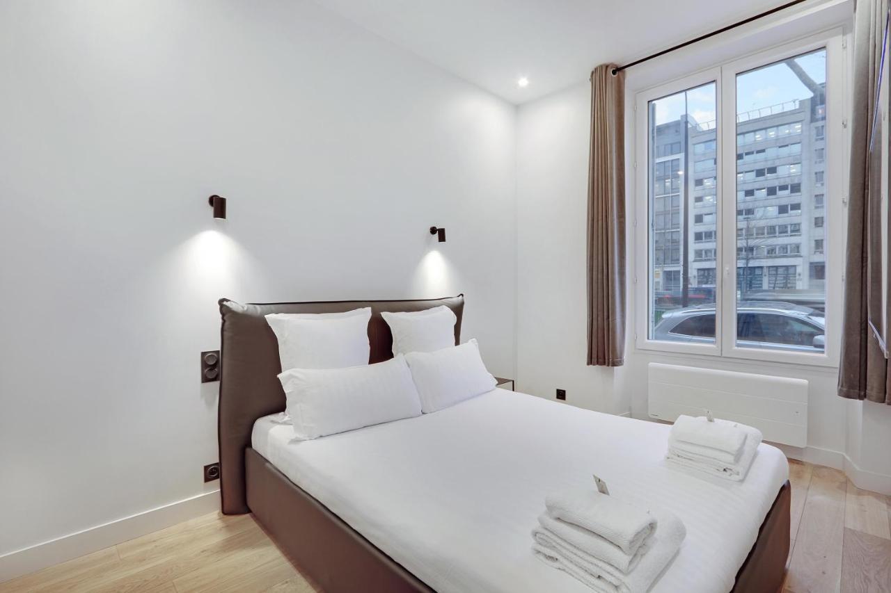 Pick A Flat'S Apartment In Neuilly Sur Seine - Avenue Charles De Gaulle Exterior foto